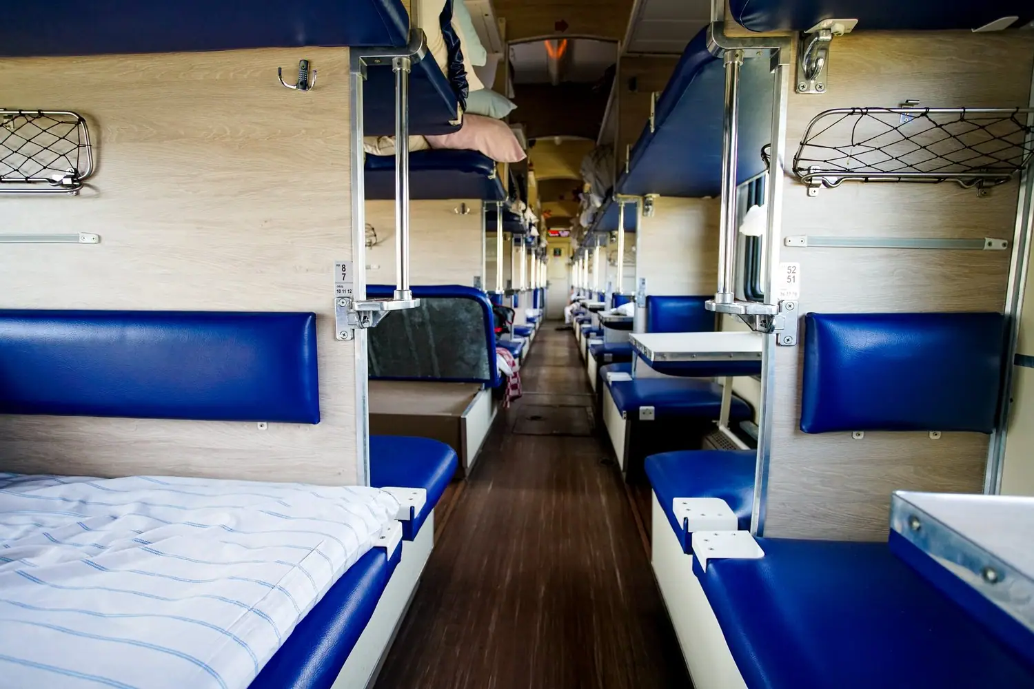 Autobusy sleeper w Azji: Komfortowe podróże nocne