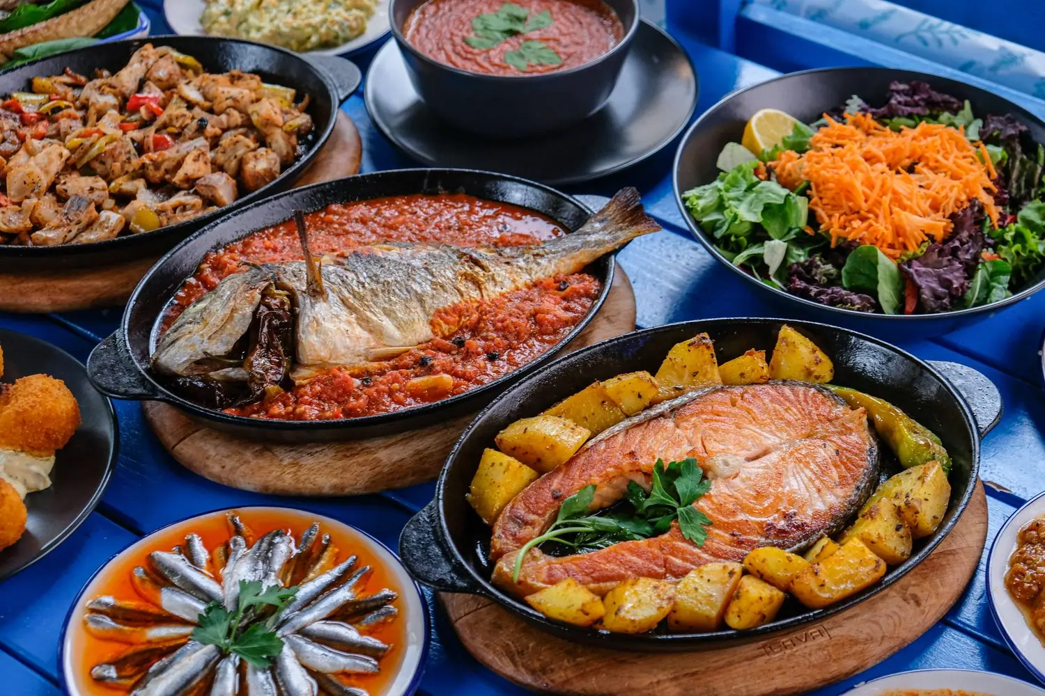 Regionalne przysmaki Portugalii: od Porto po Algarve