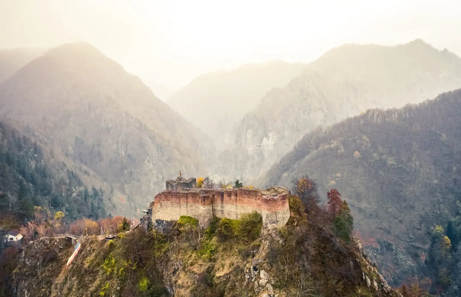 Bhutan: królestwo Gromowego Smoka dla początkujących