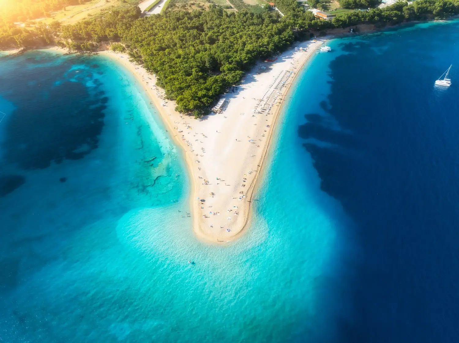 Wybrzeże Chorwacji: najpiękniejsze plaże Dalmacji