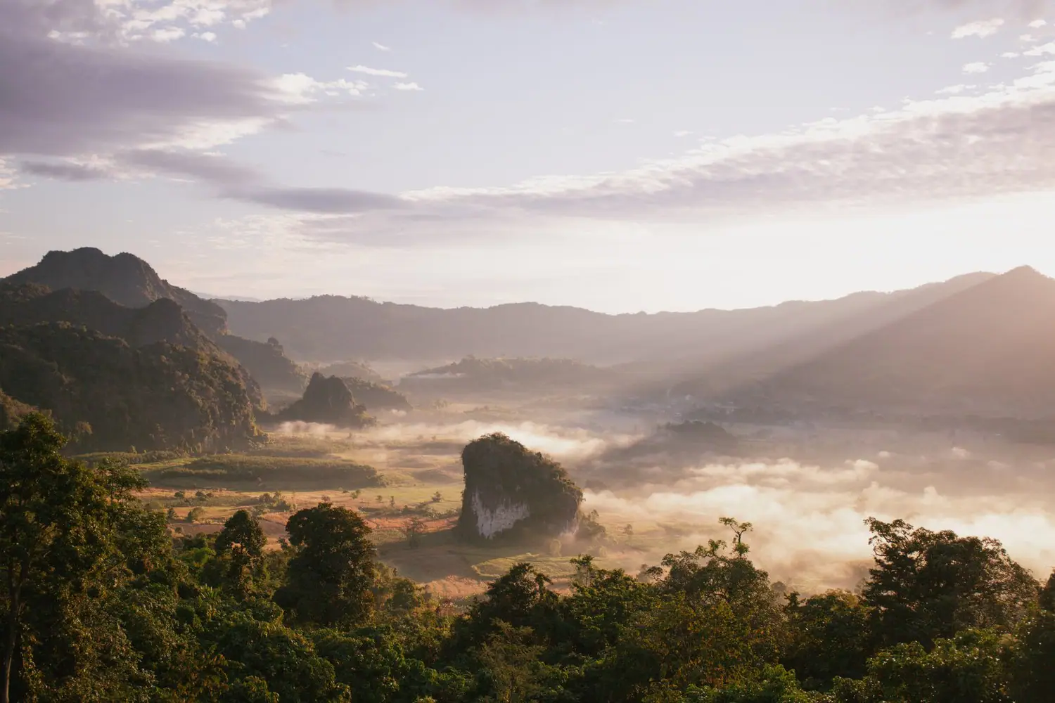 Laos: nieodkryte skarby Azji Południowo-Wschodniej