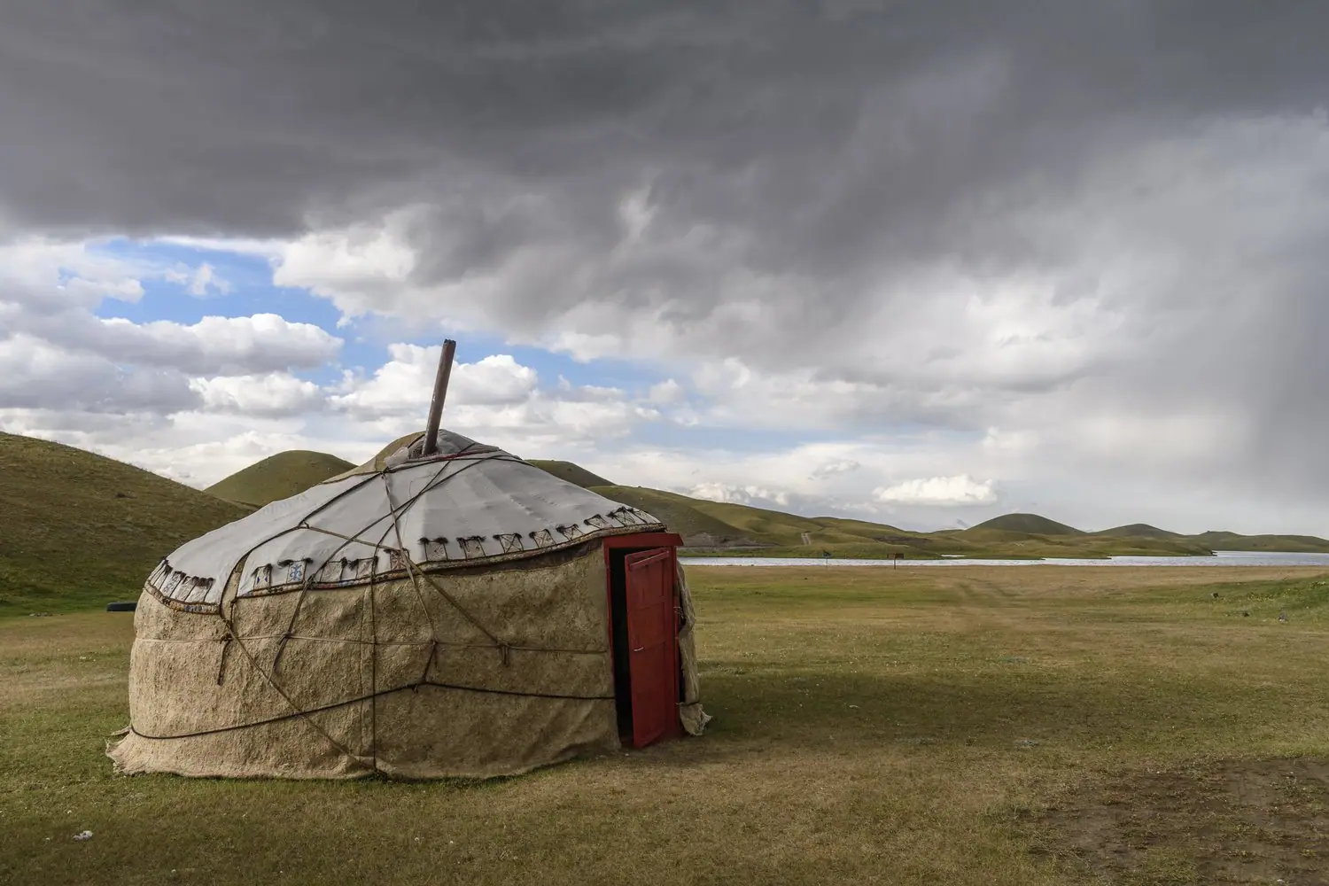 Mongolia na własną rękę: Jurty i bezkresne stepy