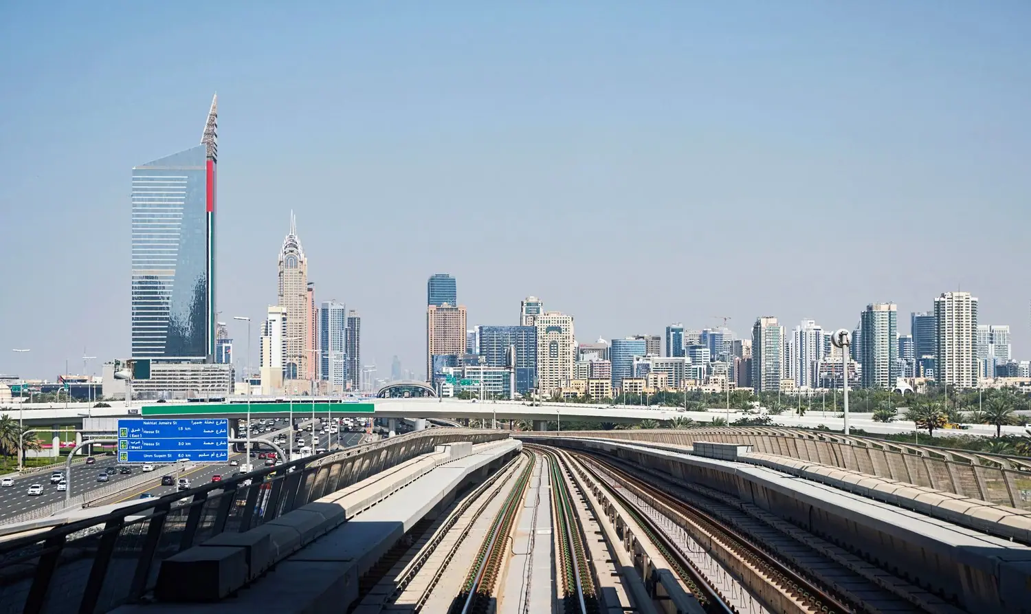 Jak zwiedzić Dubaj nie wydając fortuny?