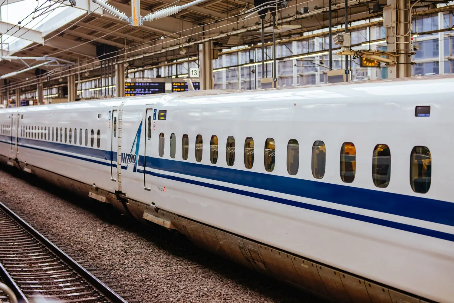 Koleje podmiejskie w Japonii: Alternatywa dla metra w Tokio
